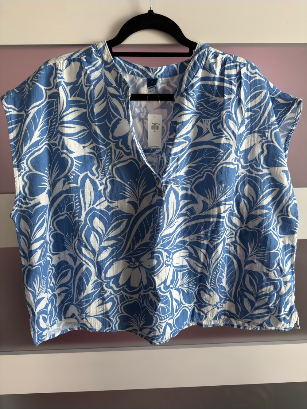 Old Navy Blue and White Floral V-Neck Blouse